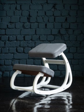 Балансирующий коленный стул Конёк Горбунёк (Белый) в Тарко-Сале - tarko-sale.ok-mebel.com | фото 2